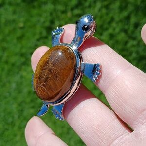New Tiger Eye Movable Silver Turtle Pendant.